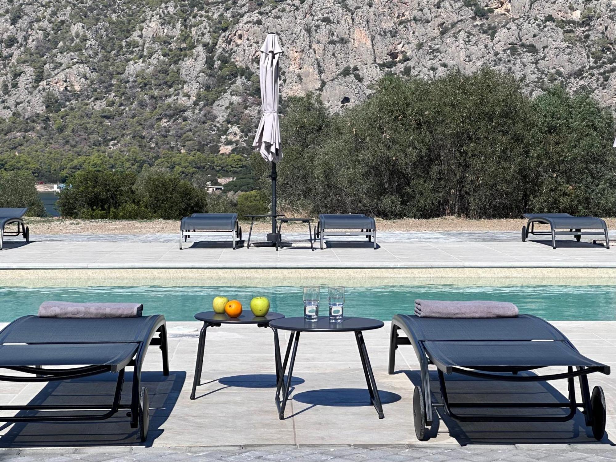 Topos Luxury Stay Heraion Loutraki  Ngoại thất bức ảnh