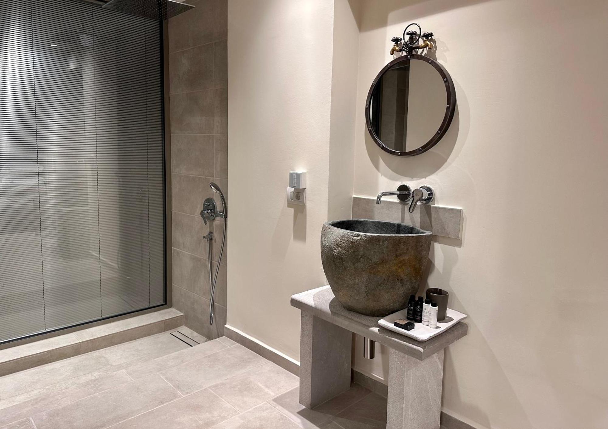 Topos Luxury Stay Heraion Loutraki  Ngoại thất bức ảnh